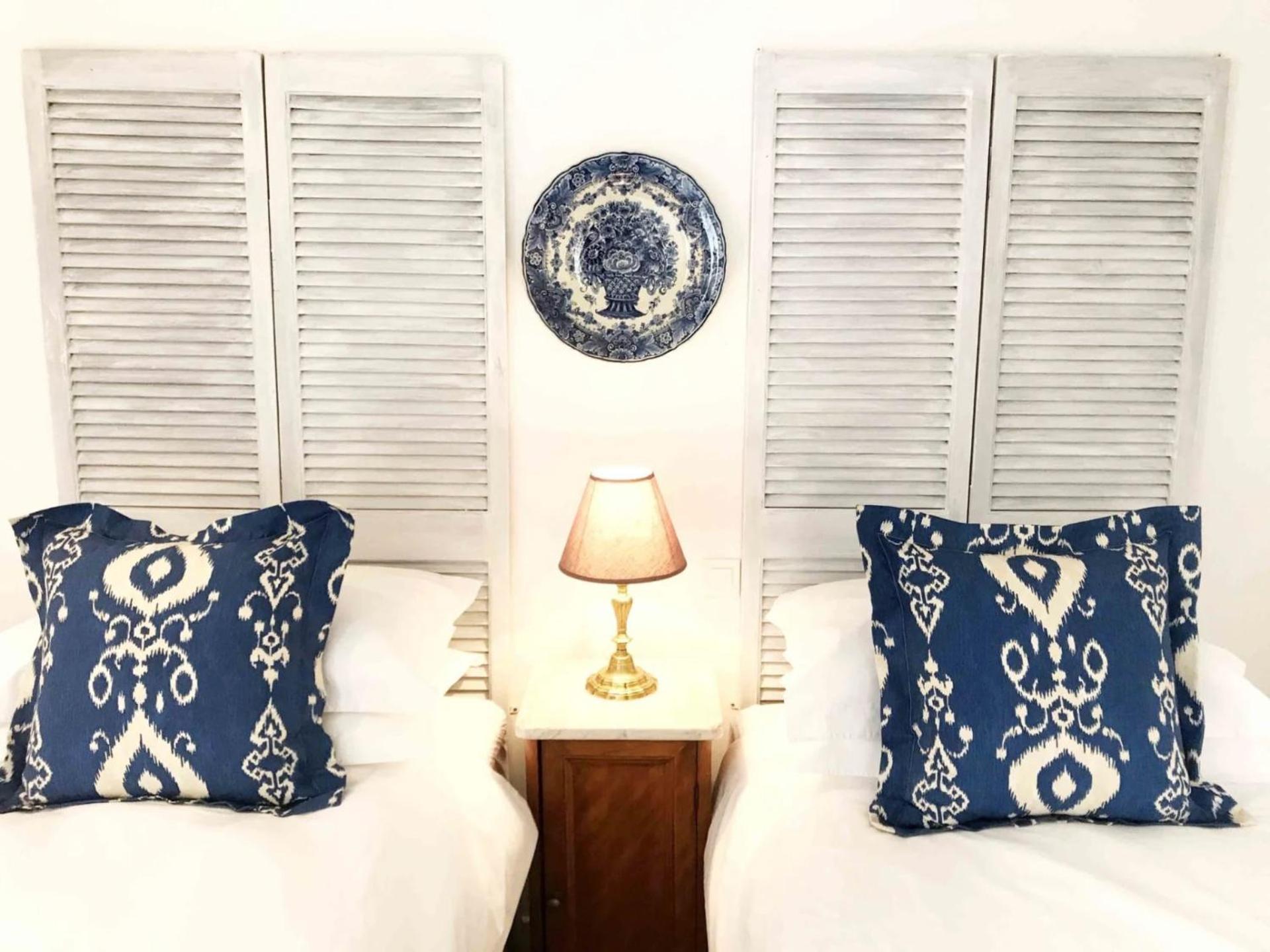 Manoir De Rieuzal Bed & Breakfast Loubressac ภายนอก รูปภาพ