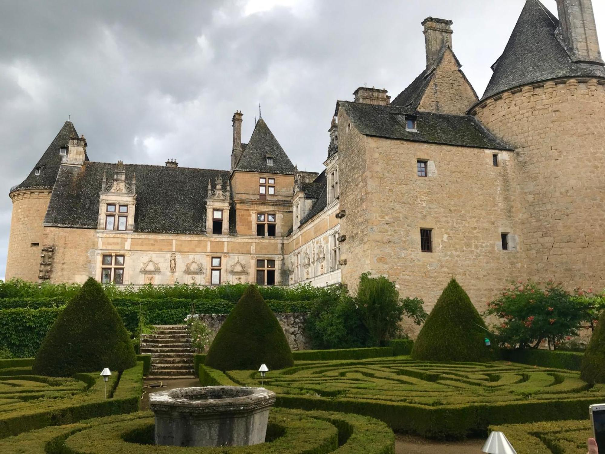 Manoir De Rieuzal Bed & Breakfast Loubressac ภายนอก รูปภาพ