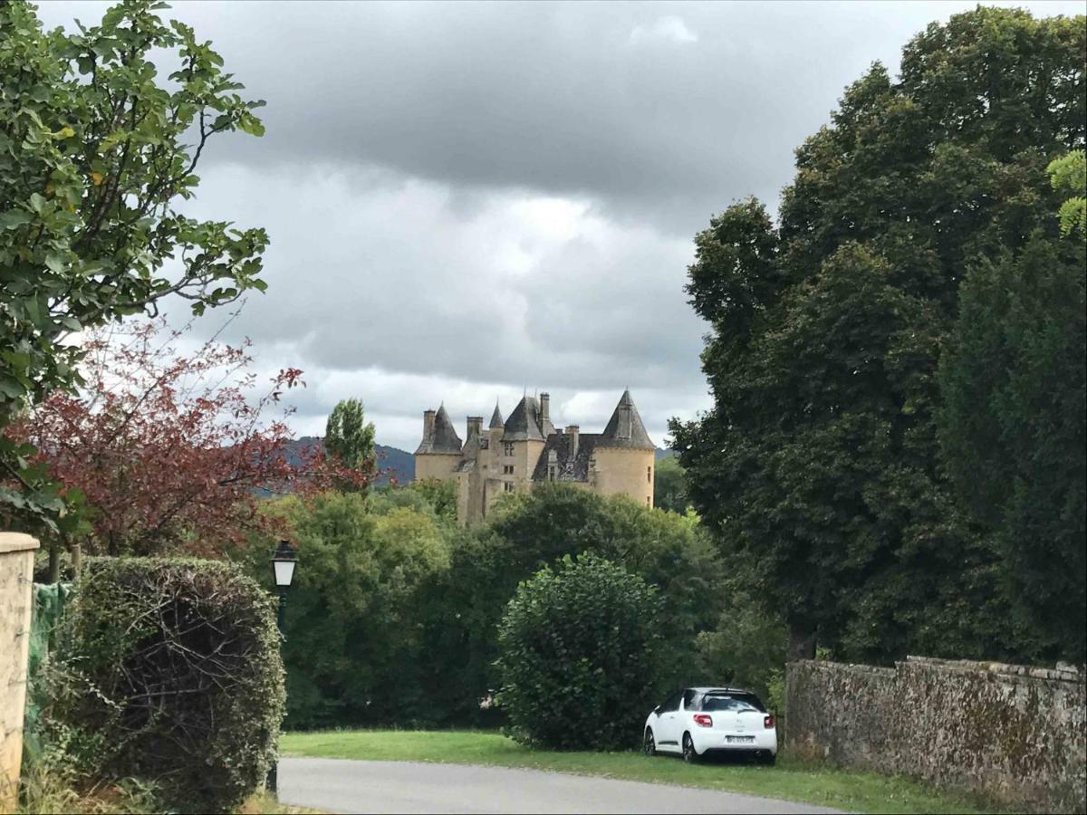 Manoir De Rieuzal Bed & Breakfast Loubressac ภายนอก รูปภาพ
