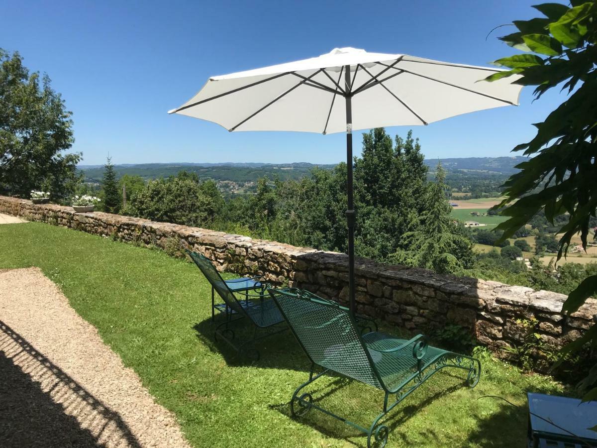 Manoir De Rieuzal Bed & Breakfast Loubressac ภายนอก รูปภาพ